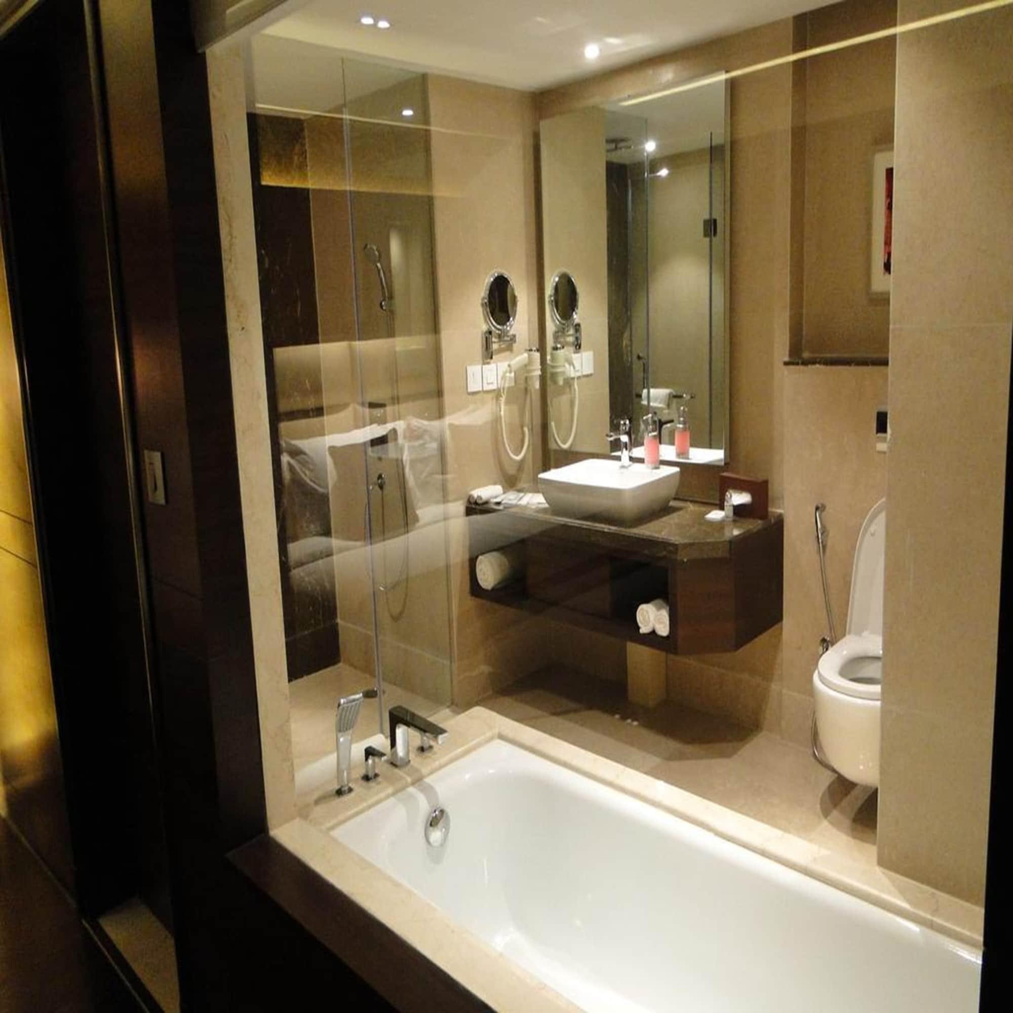 Majestic Court Sarovar Portico Navi Mumbai Zewnętrze zdjęcie
