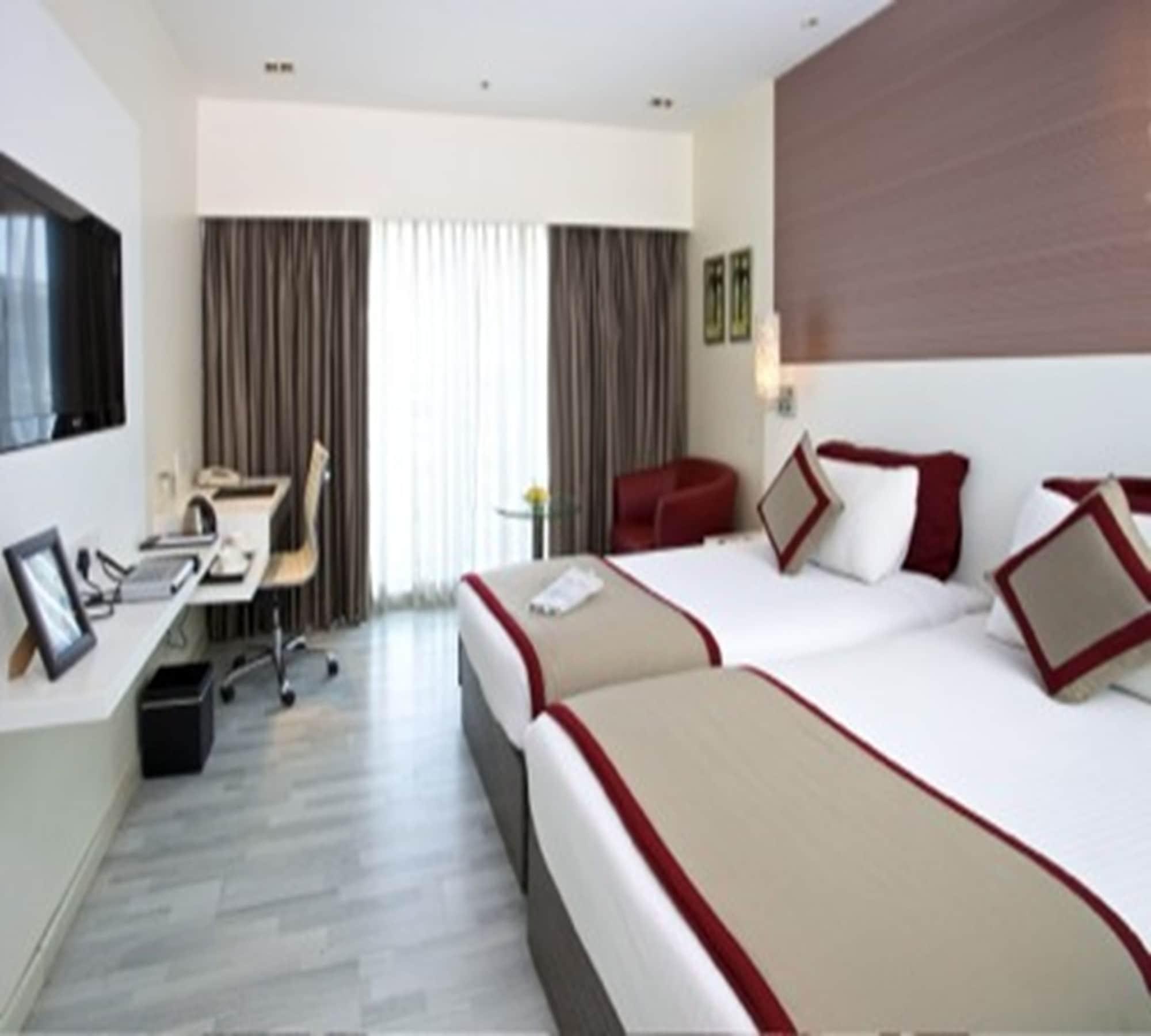 Majestic Court Sarovar Portico Navi Mumbai Zewnętrze zdjęcie