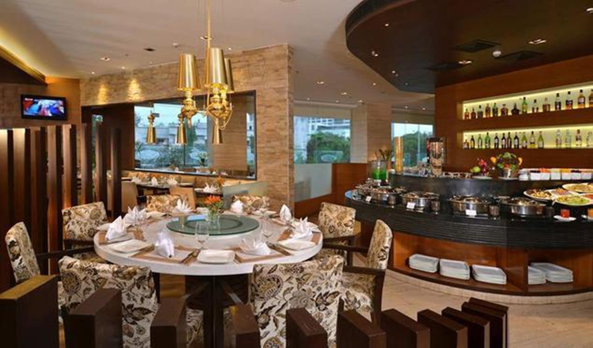 Majestic Court Sarovar Portico Navi Mumbai Zewnętrze zdjęcie